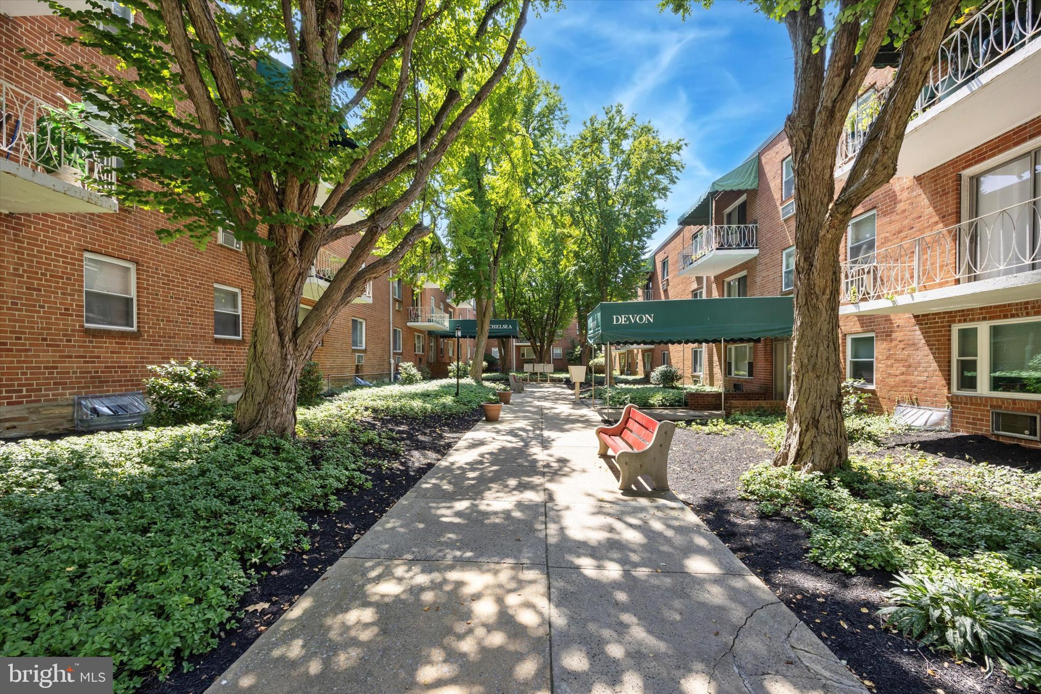 1600 CHURCH ROAD C-207