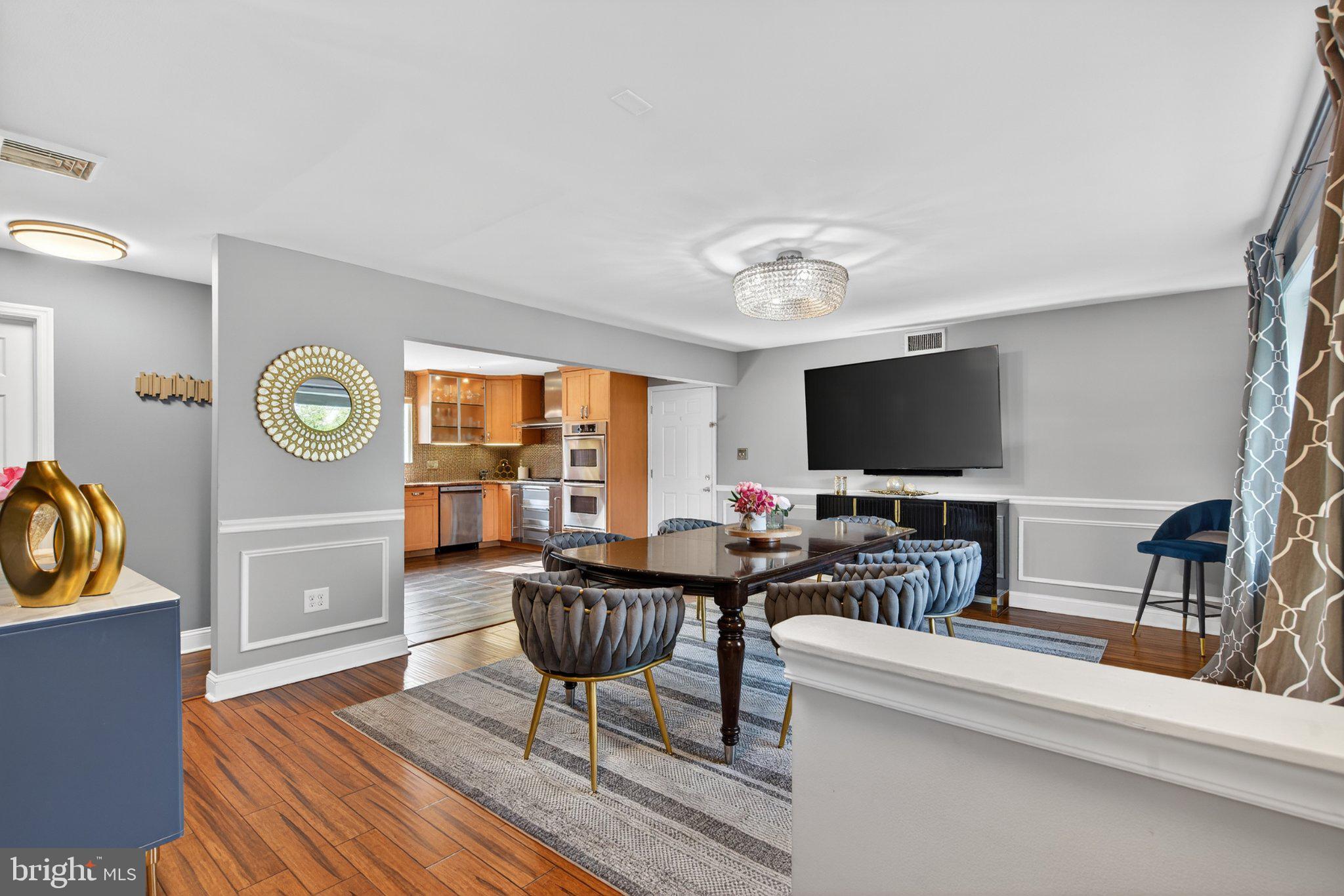 1100 S VALLEY FORGE ROAD