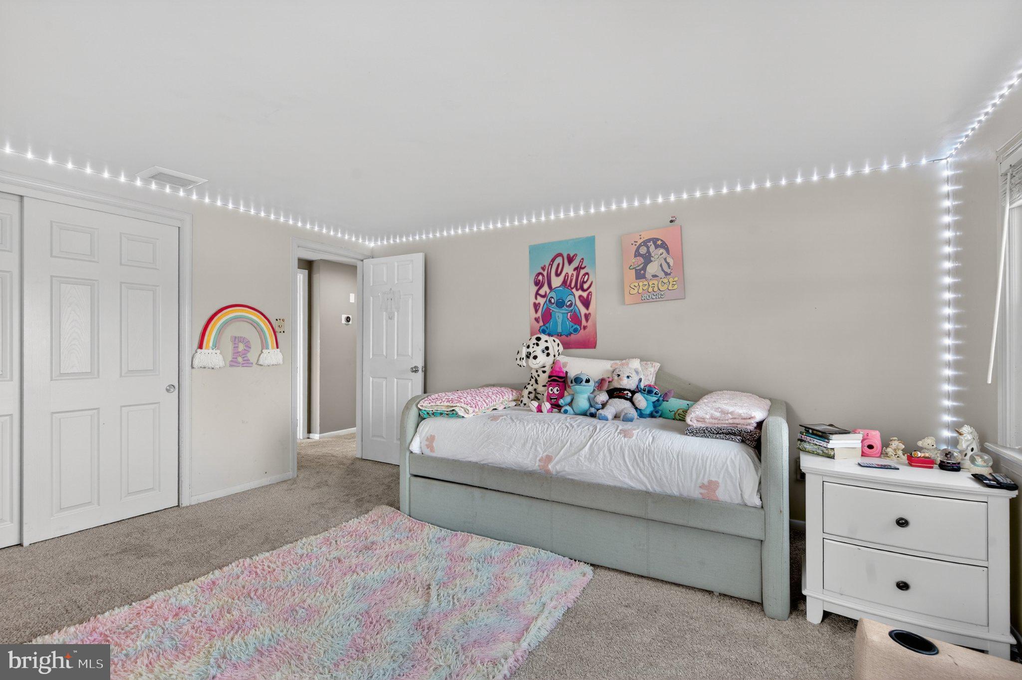 1100 S VALLEY FORGE ROAD