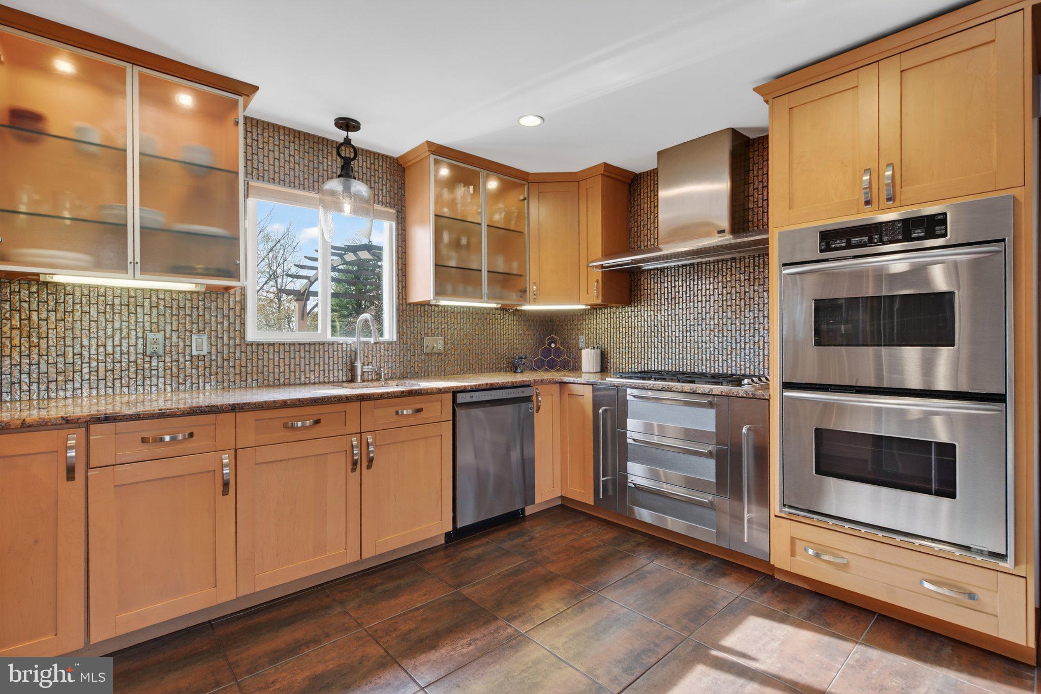 1100 S VALLEY FORGE ROAD