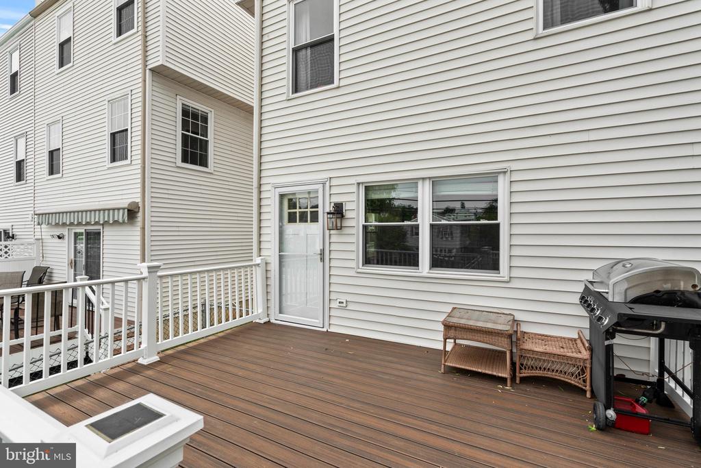 1102 LENAPE LANE