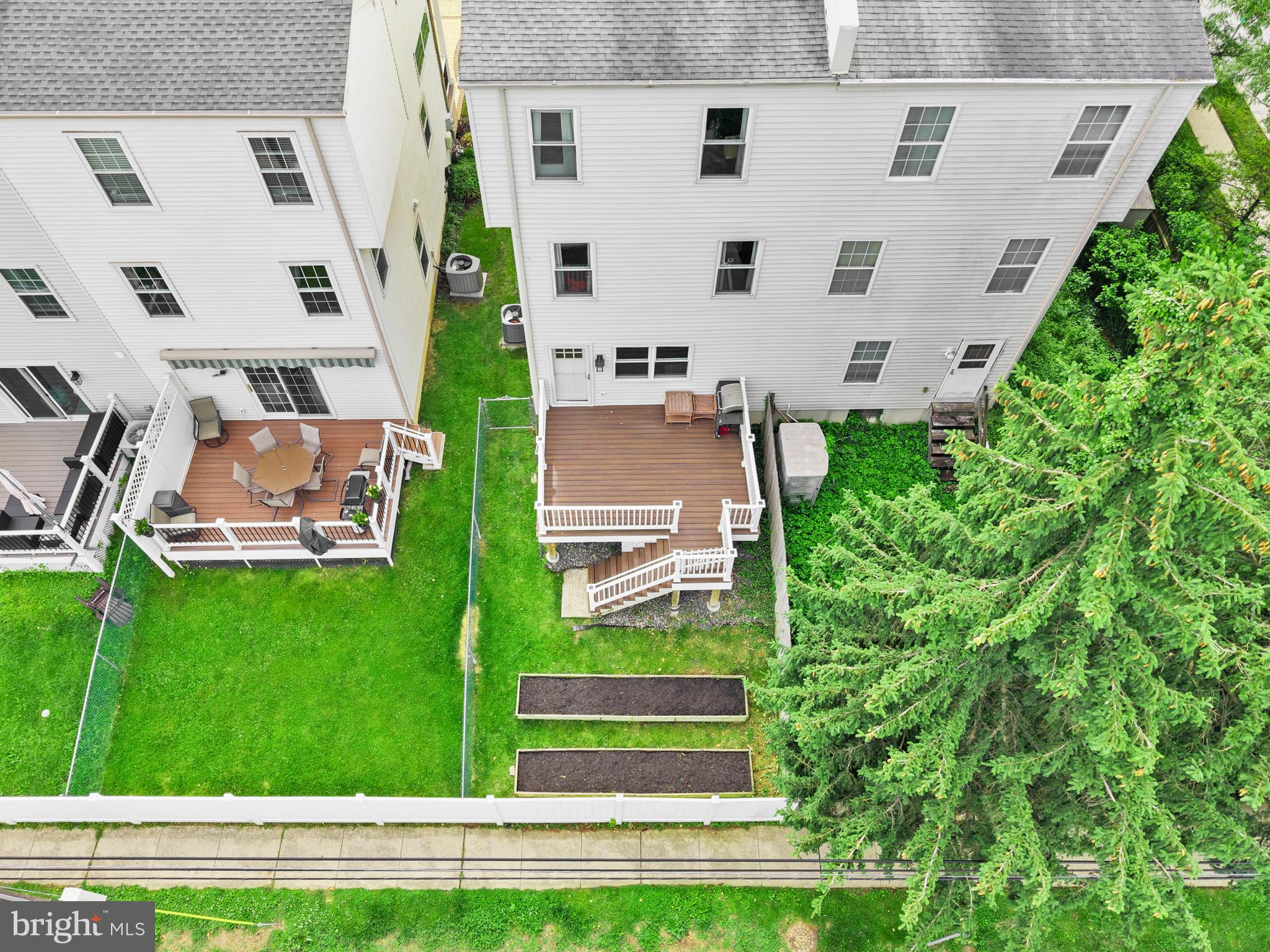 1102 LENAPE LANE