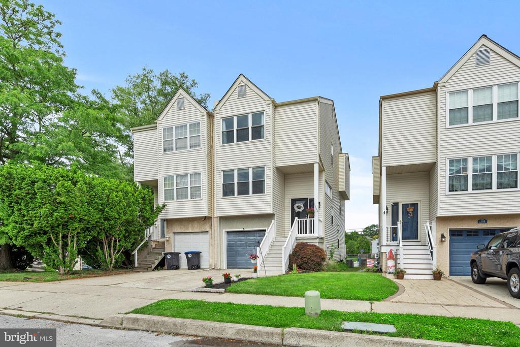 1102 LENAPE LANE