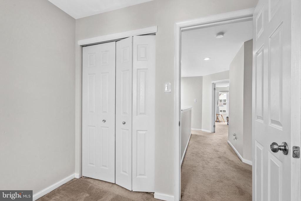 1102 LENAPE LANE