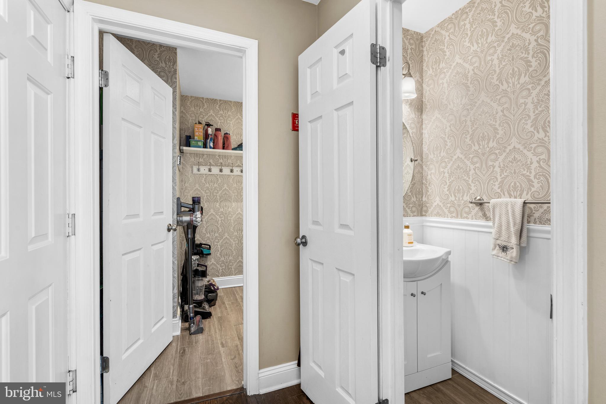 1102 LENAPE LANE