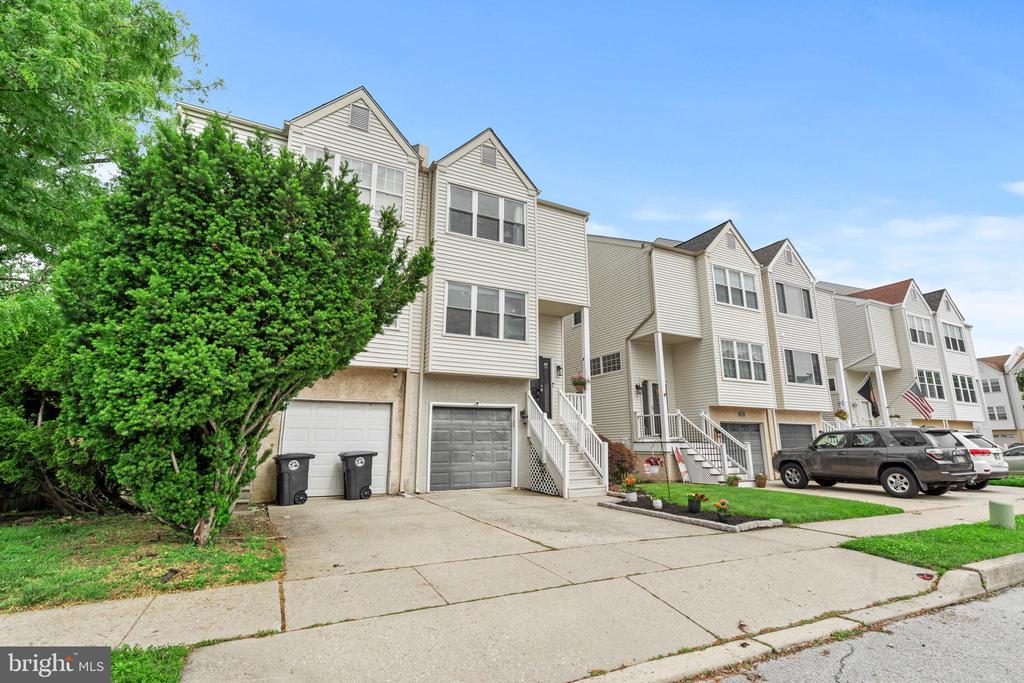 1102 LENAPE LANE