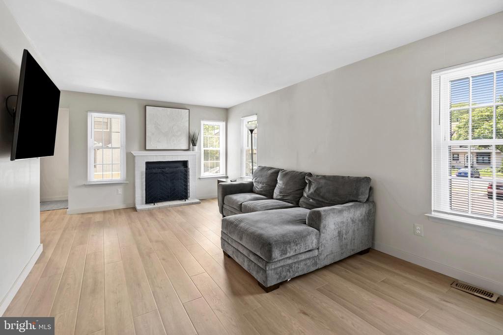 110 RUTLEDGE COURT