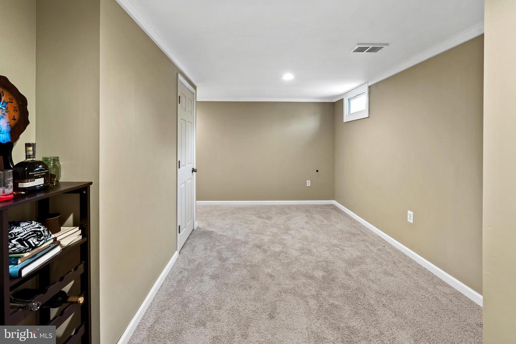 110 RUTLEDGE COURT