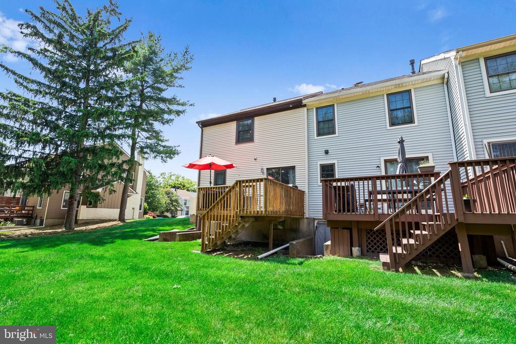 110 RUTLEDGE COURT
