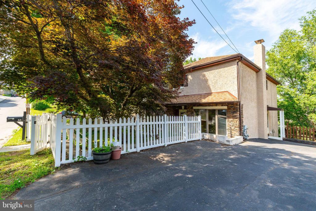 55 PRICE STREET