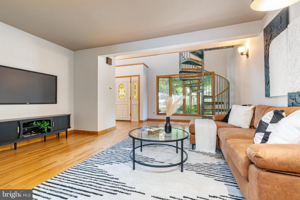 55 PRICE STREET