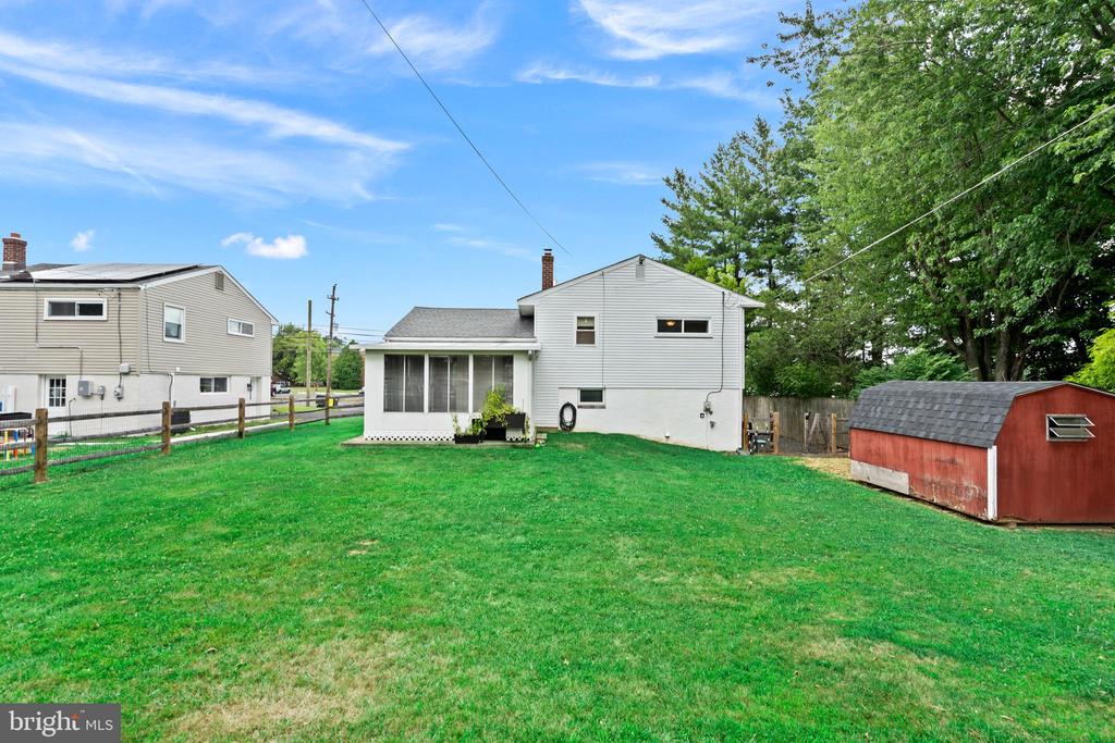2700 E COUNTY LINE ROAD