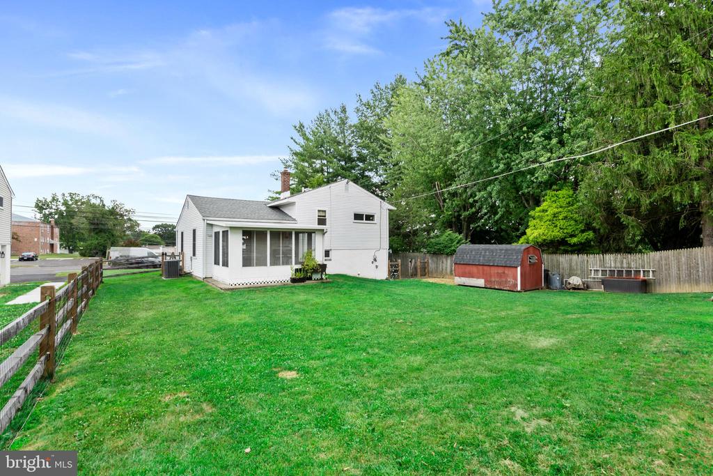 2700 E COUNTY LINE ROAD