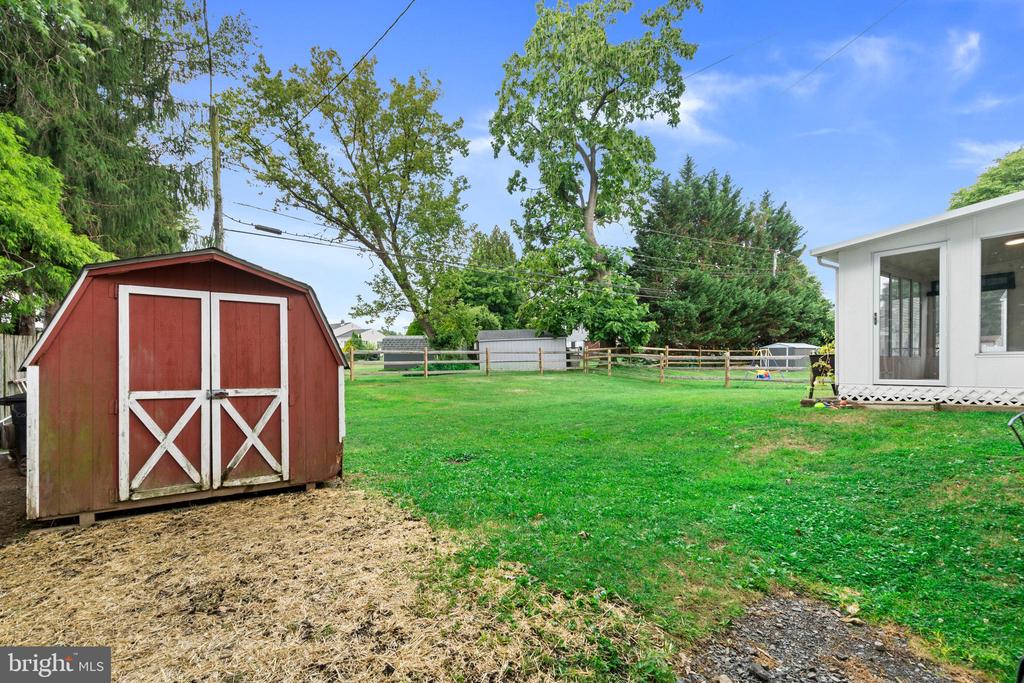 2700 E COUNTY LINE ROAD