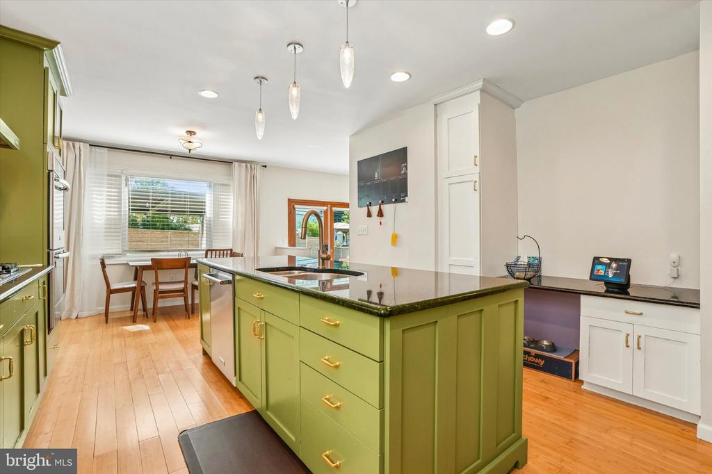 1103 COVENTRY ROAD