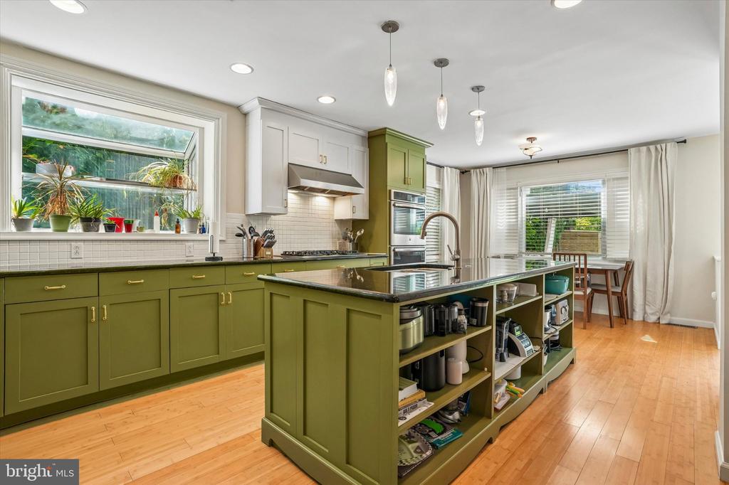 1103 COVENTRY ROAD