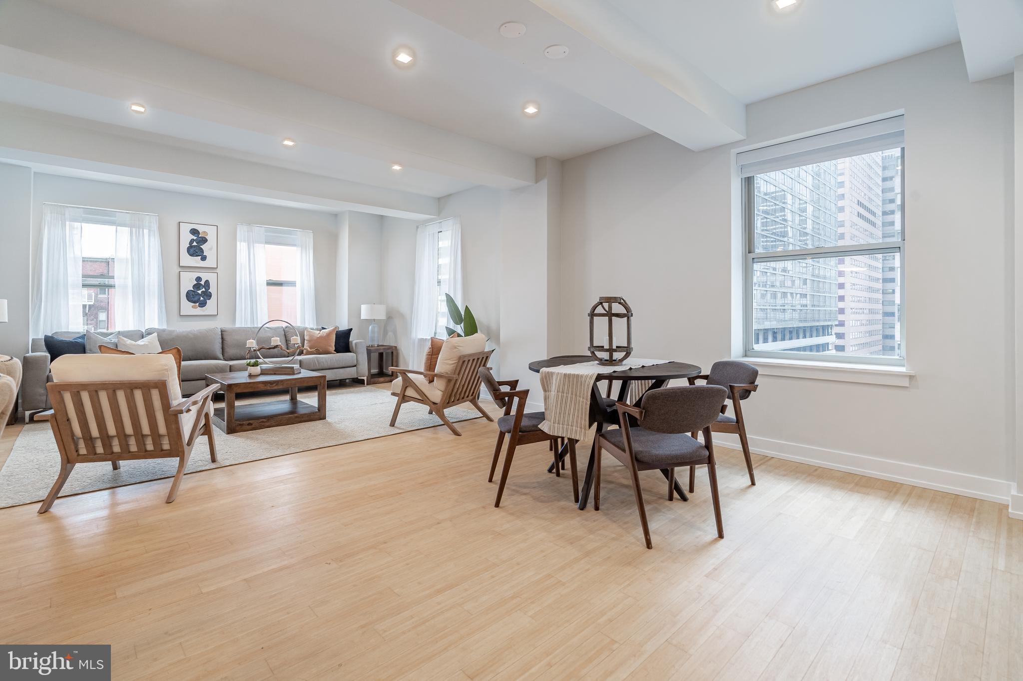 1737-39 Chestnut St #801