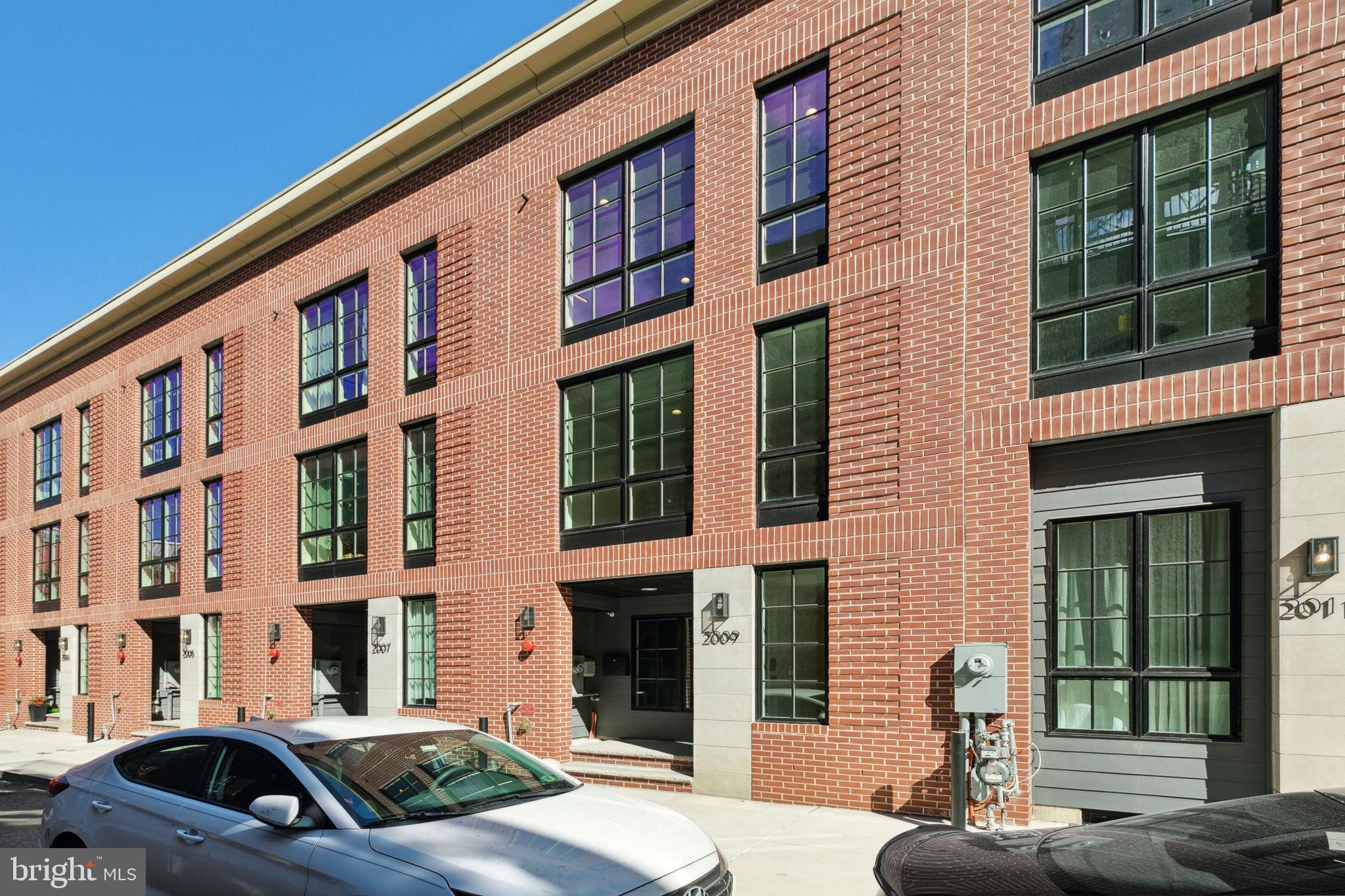 2009 Abigail St