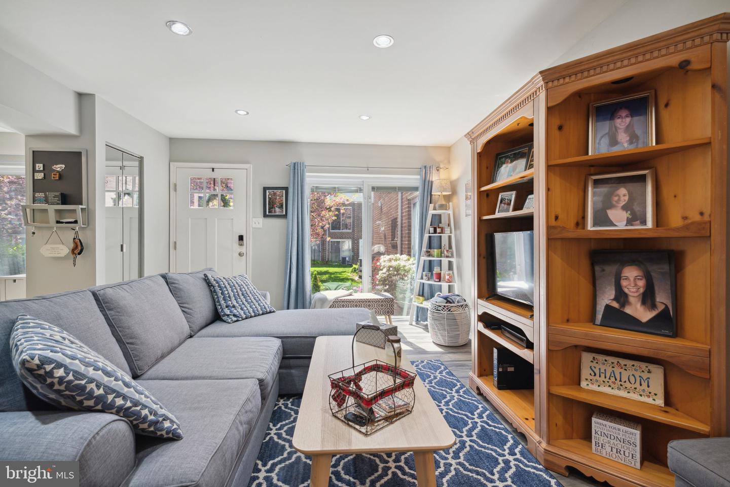9001 Ridge Ave #30