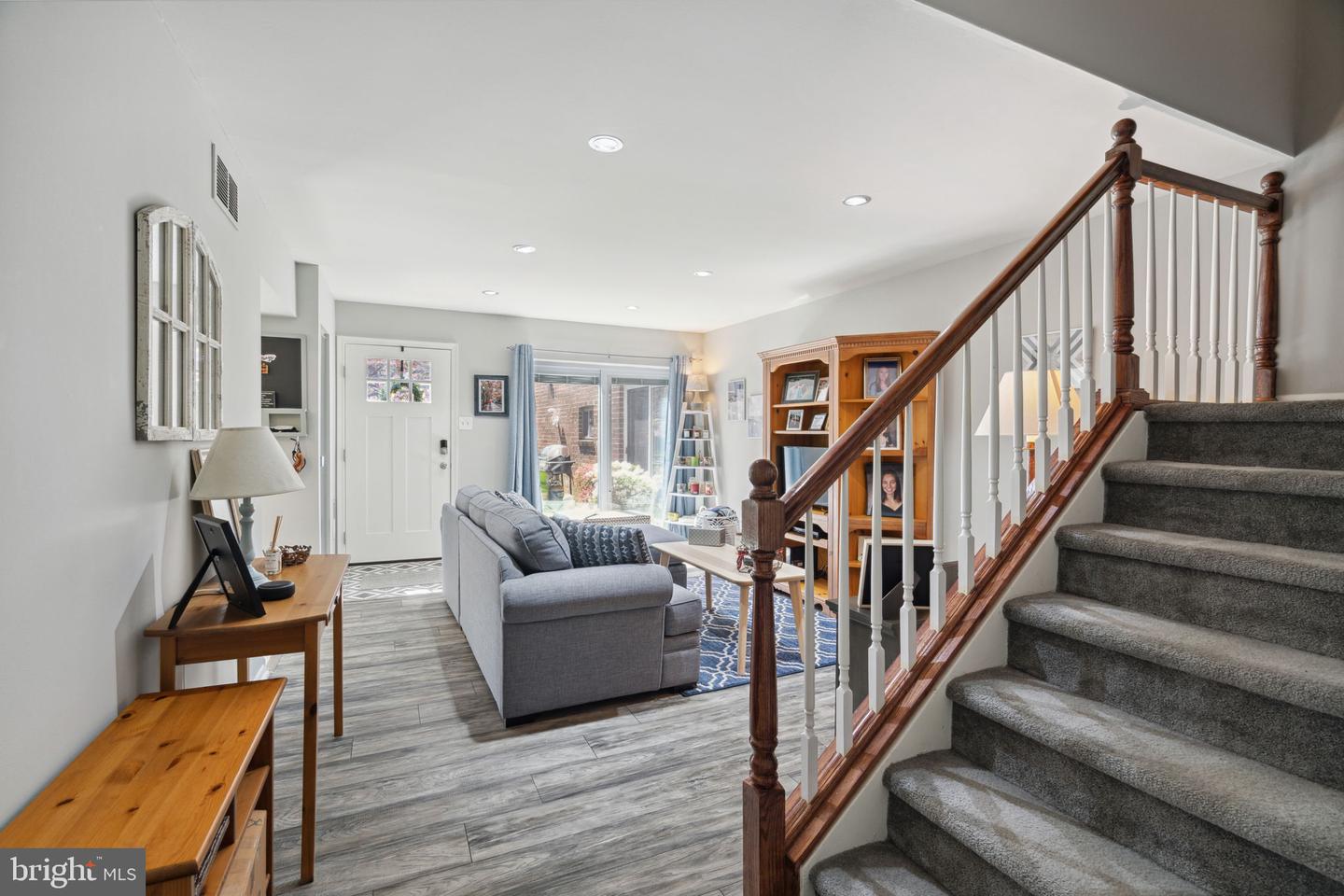9001 Ridge Ave #30