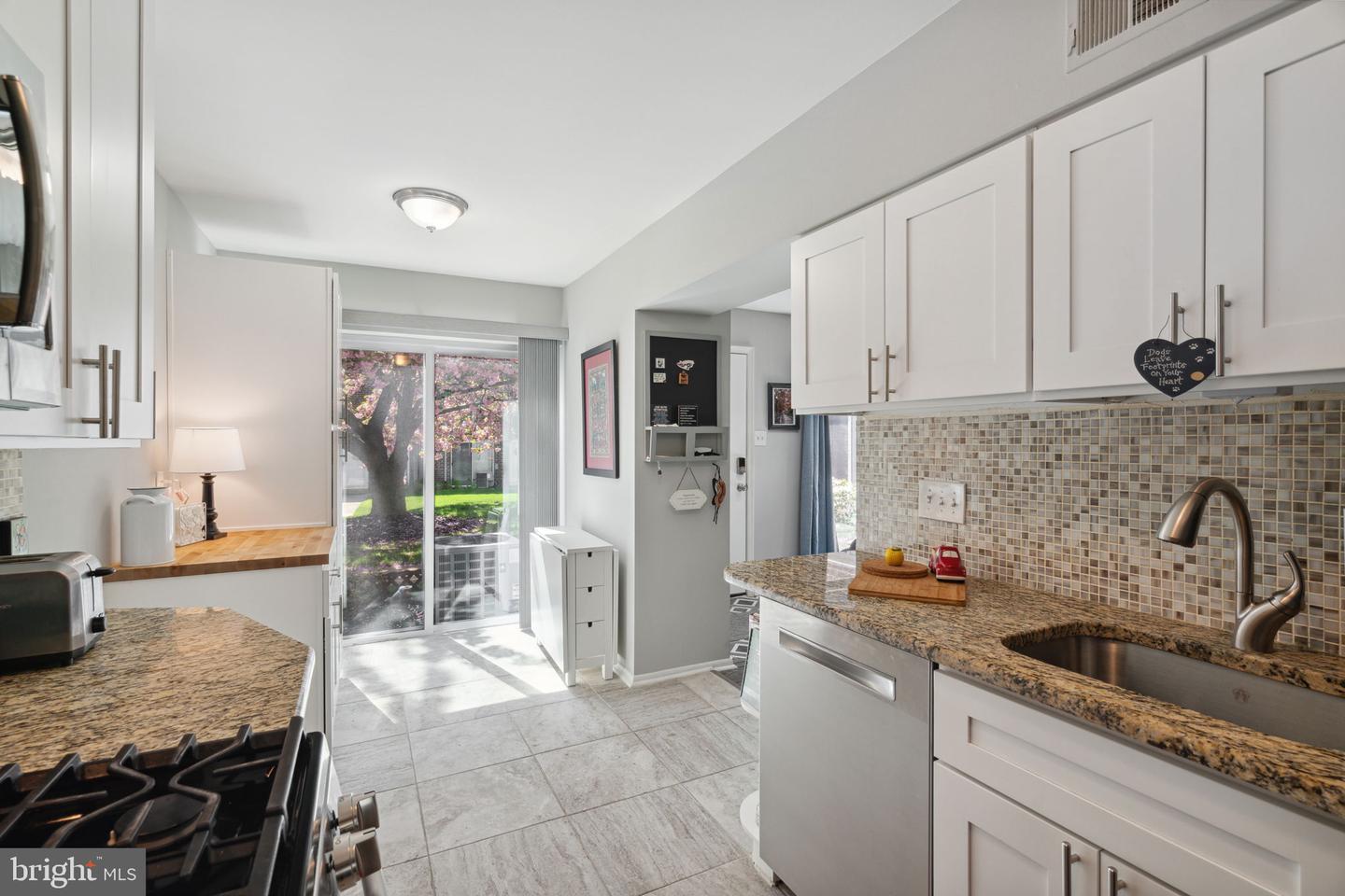 9001 Ridge Ave #30