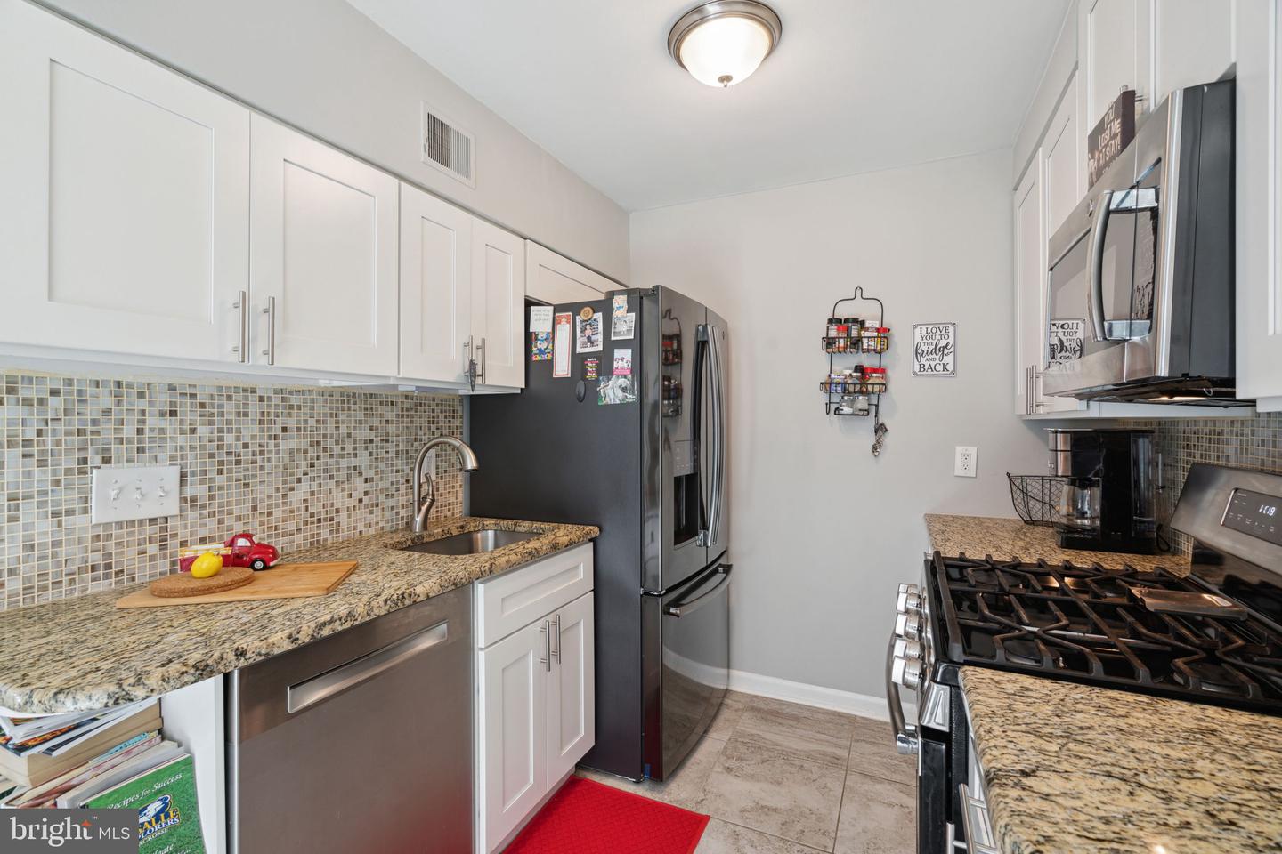 9001 Ridge Ave #30
