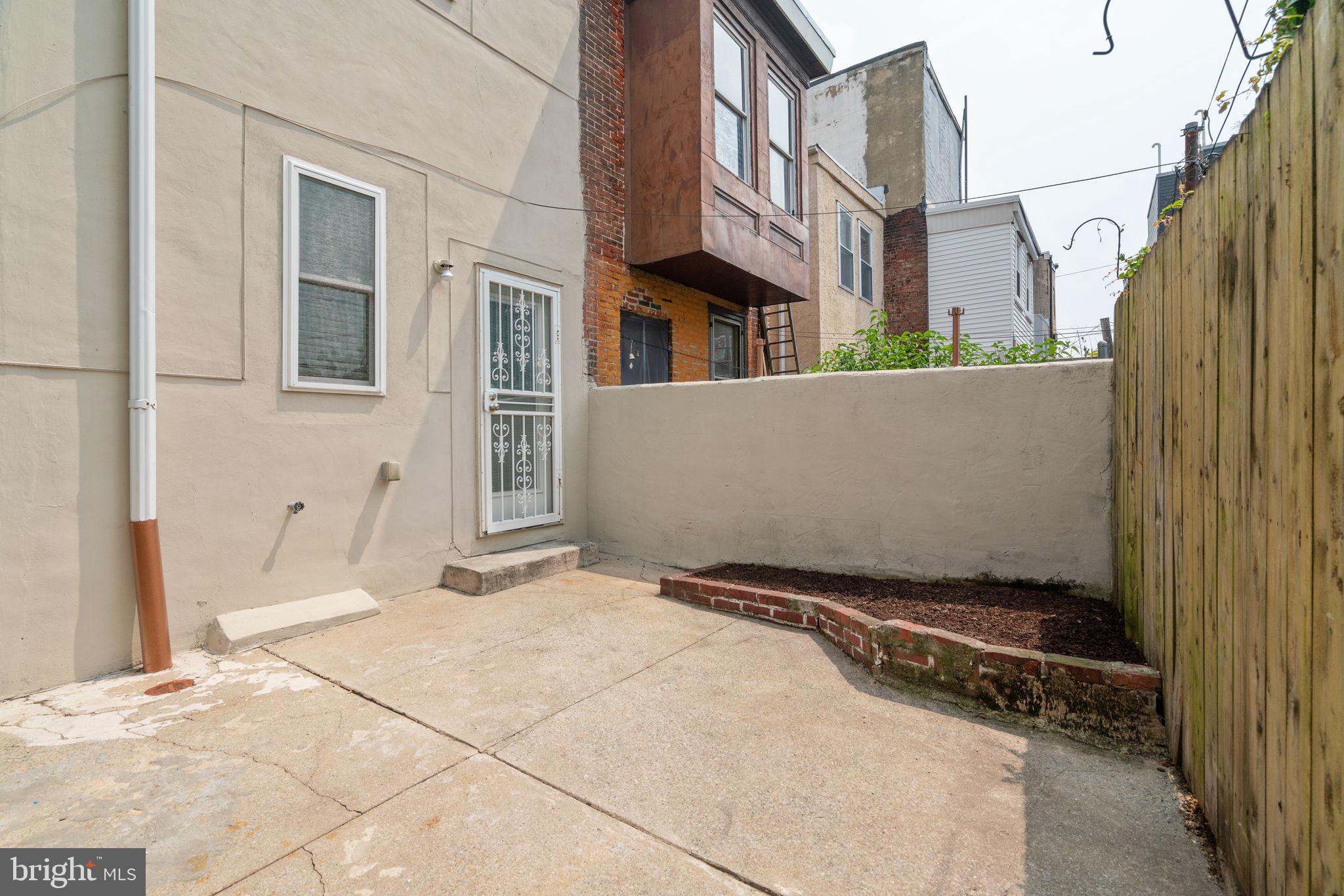 1514 Wharton St