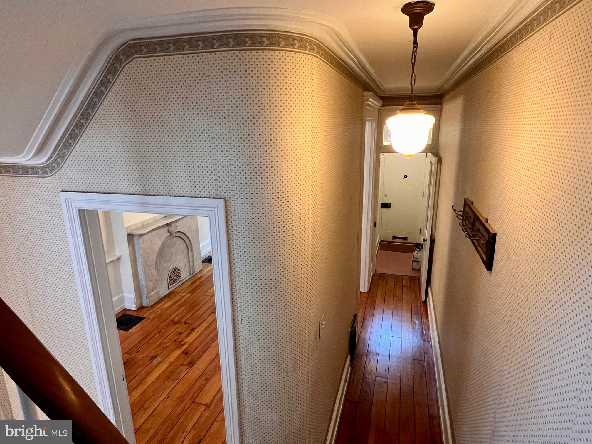 2127 Mount Vernon St