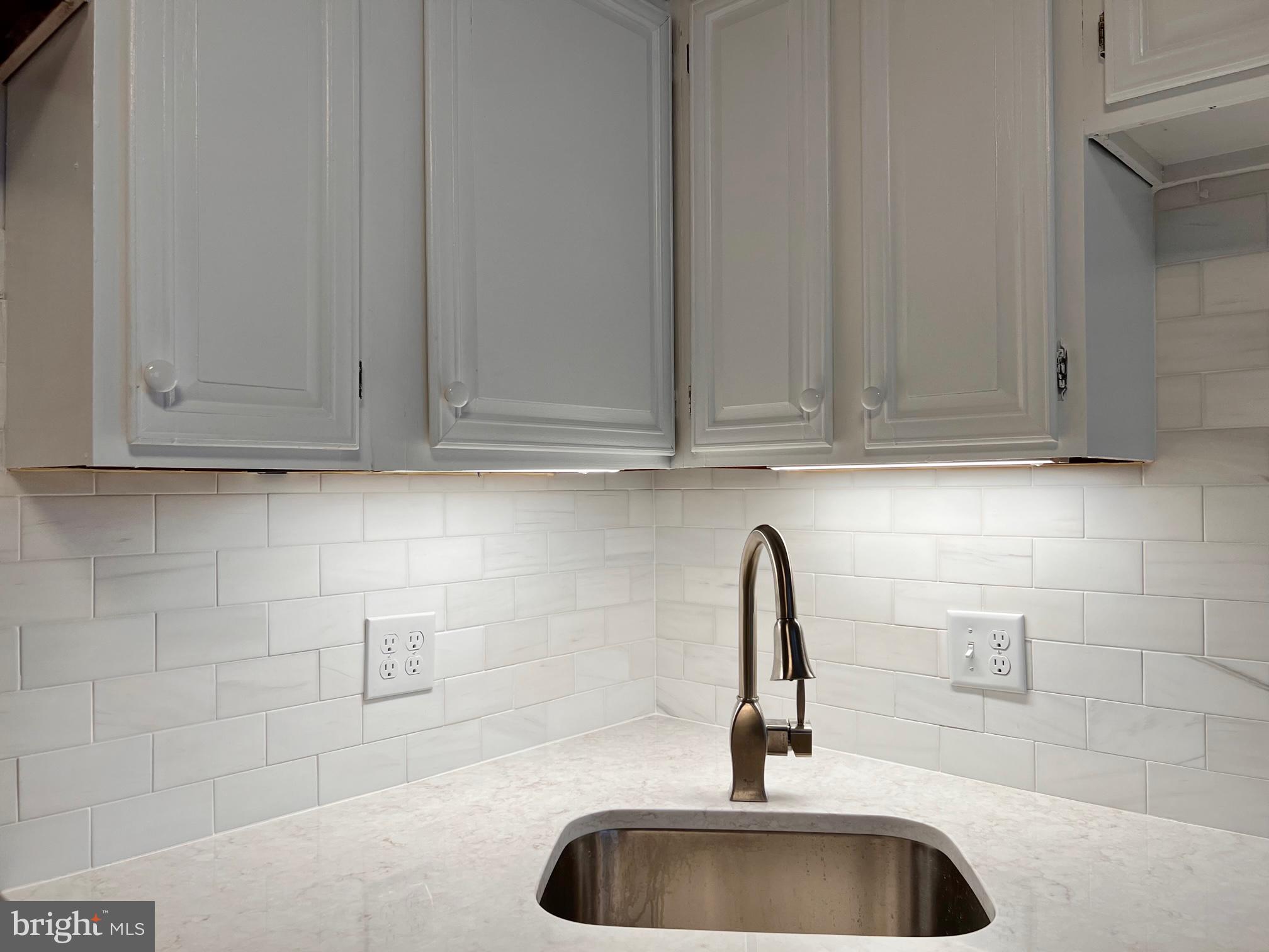 2127 Mount Vernon St