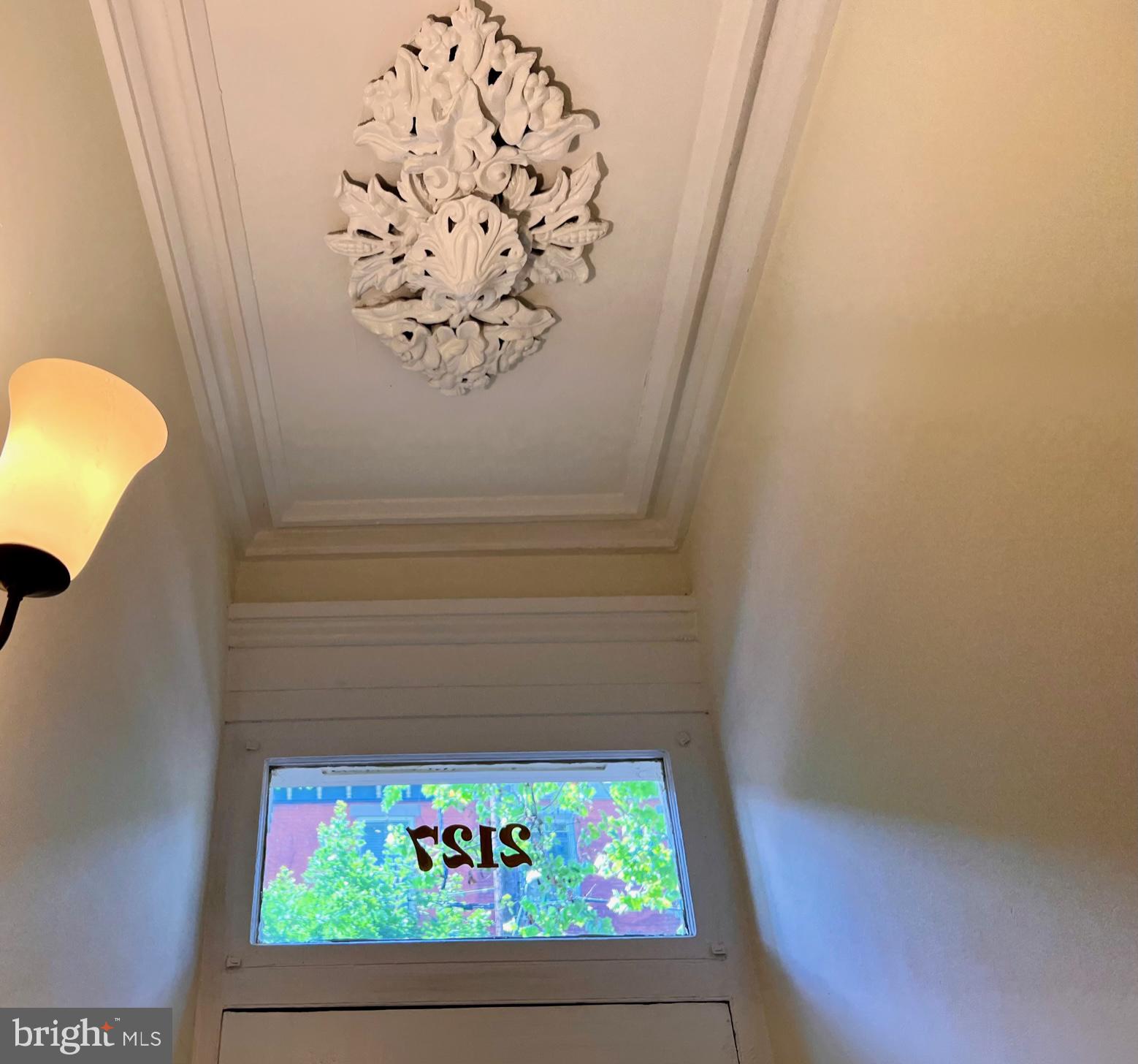 2127 Mount Vernon St