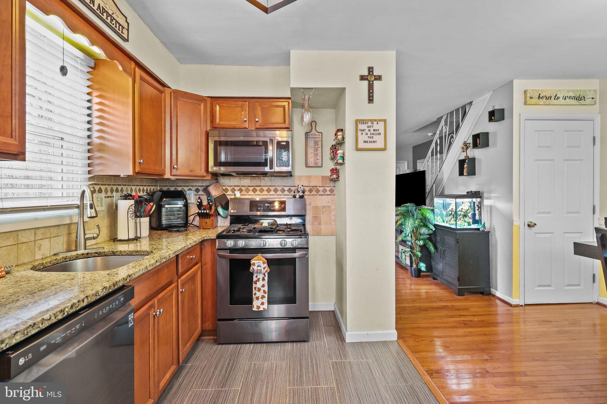 9953 Medway Rd
