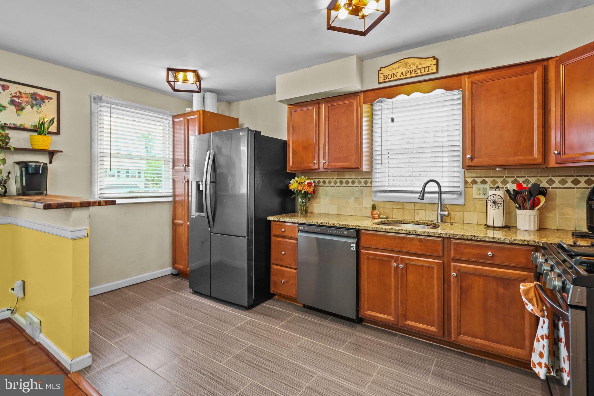 9953 Medway Rd