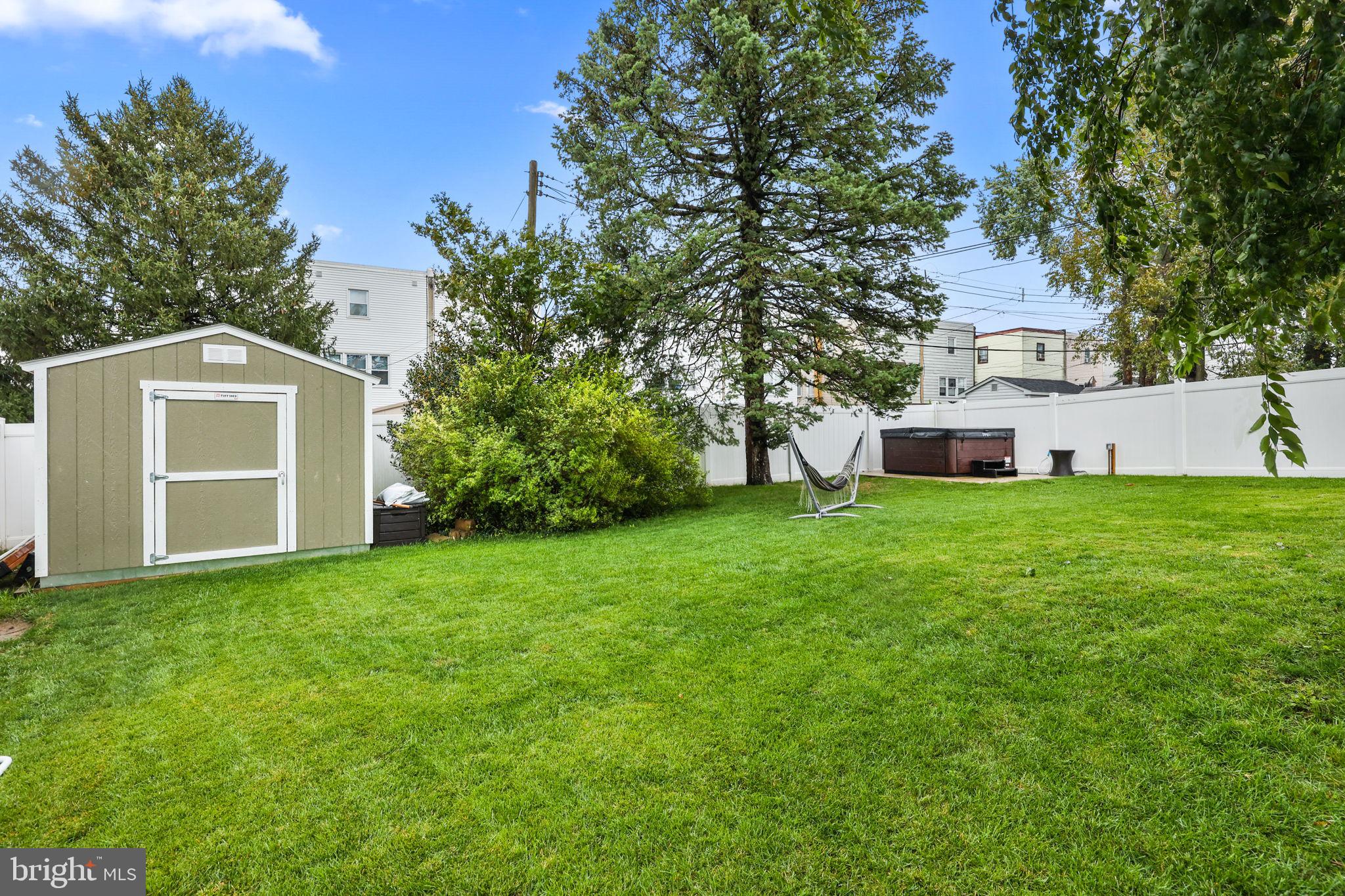 9953 Medway Rd