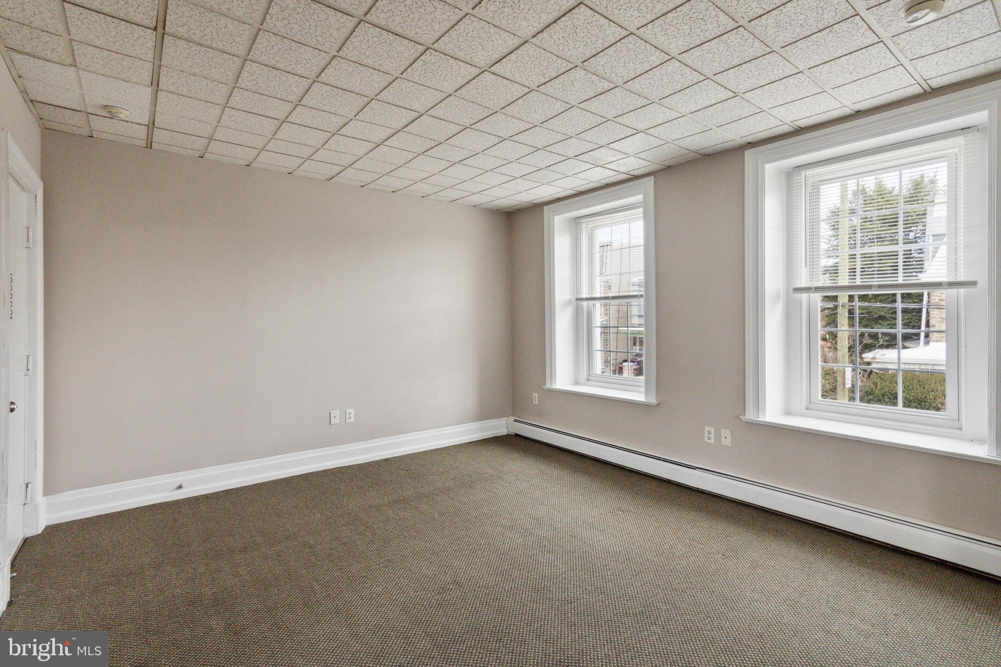 274 Roxborough Ave #2f