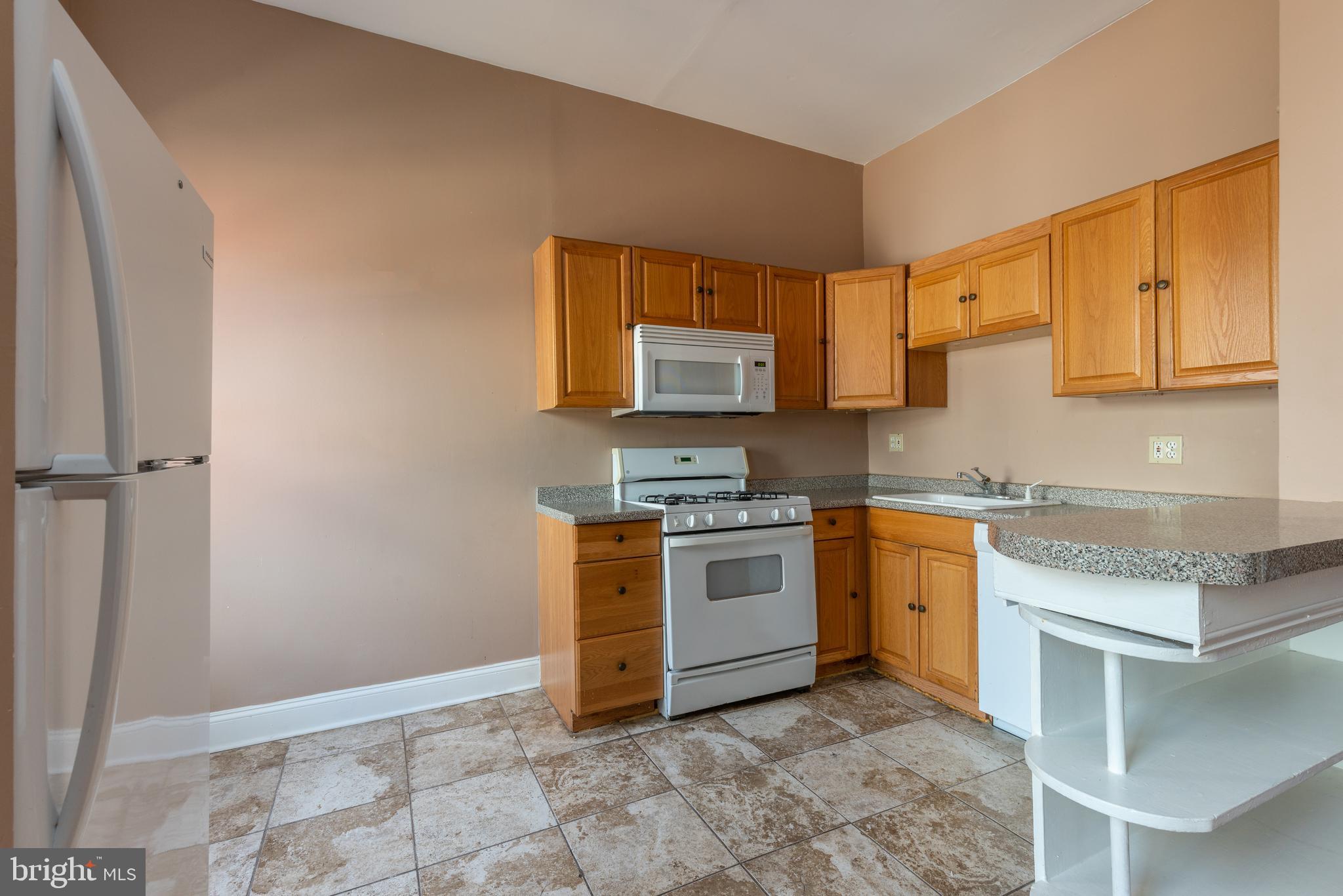 2032 Chestnut St #3f