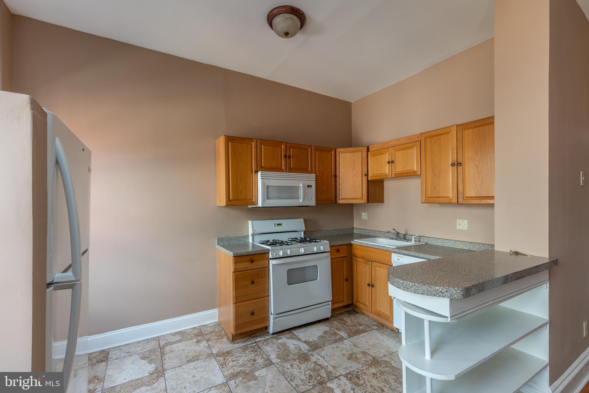 2032 Chestnut St #3f