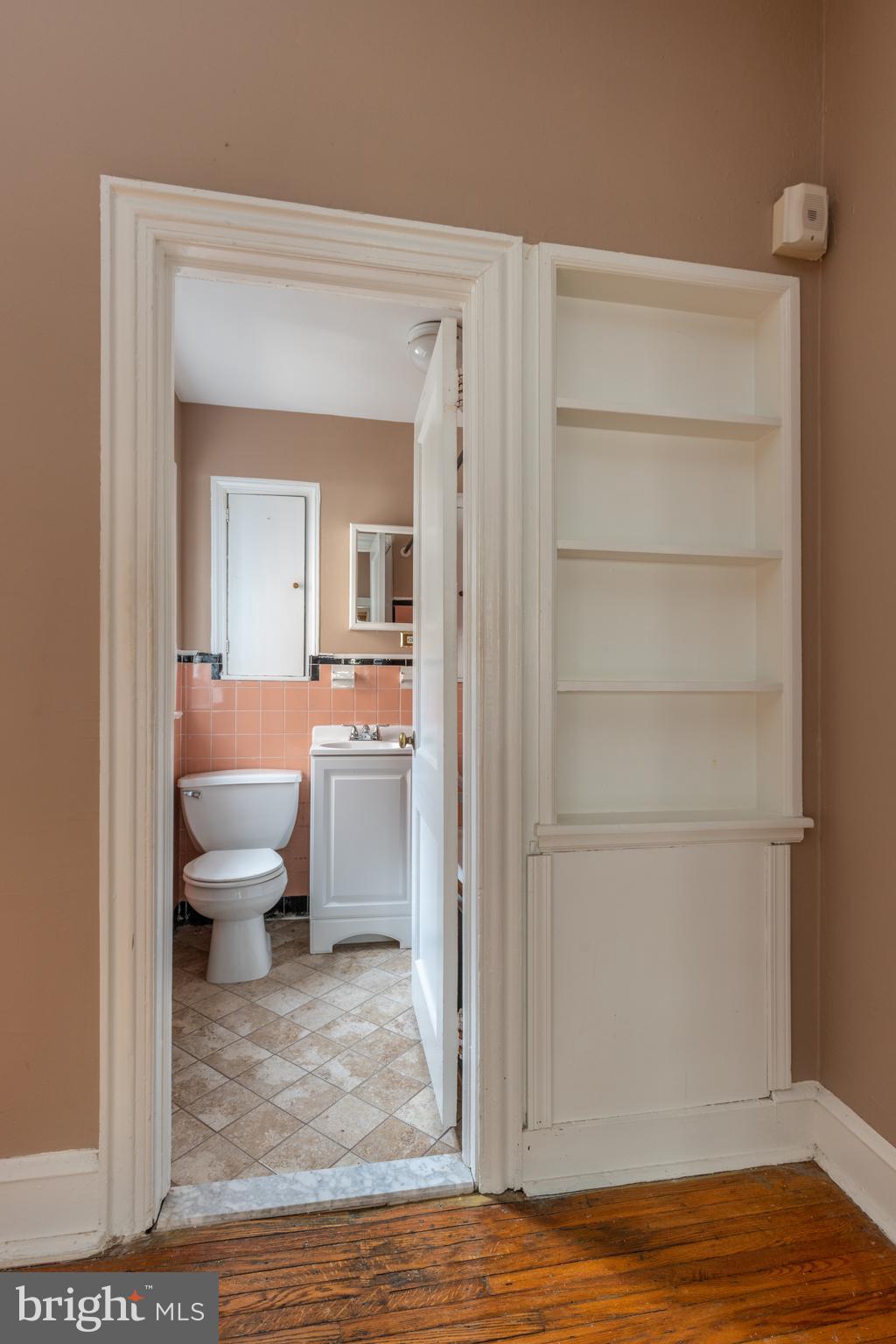 2032 Chestnut St #3f