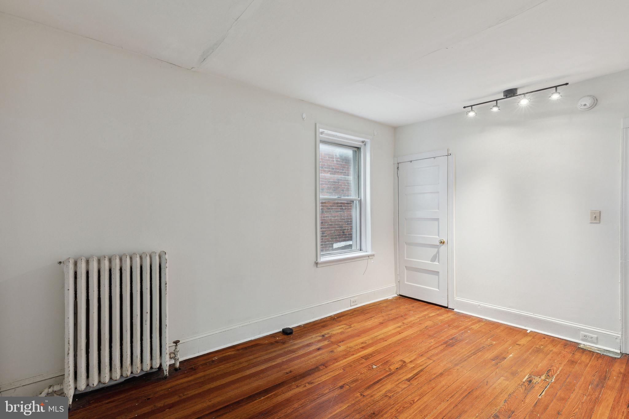 621 S 42nd St