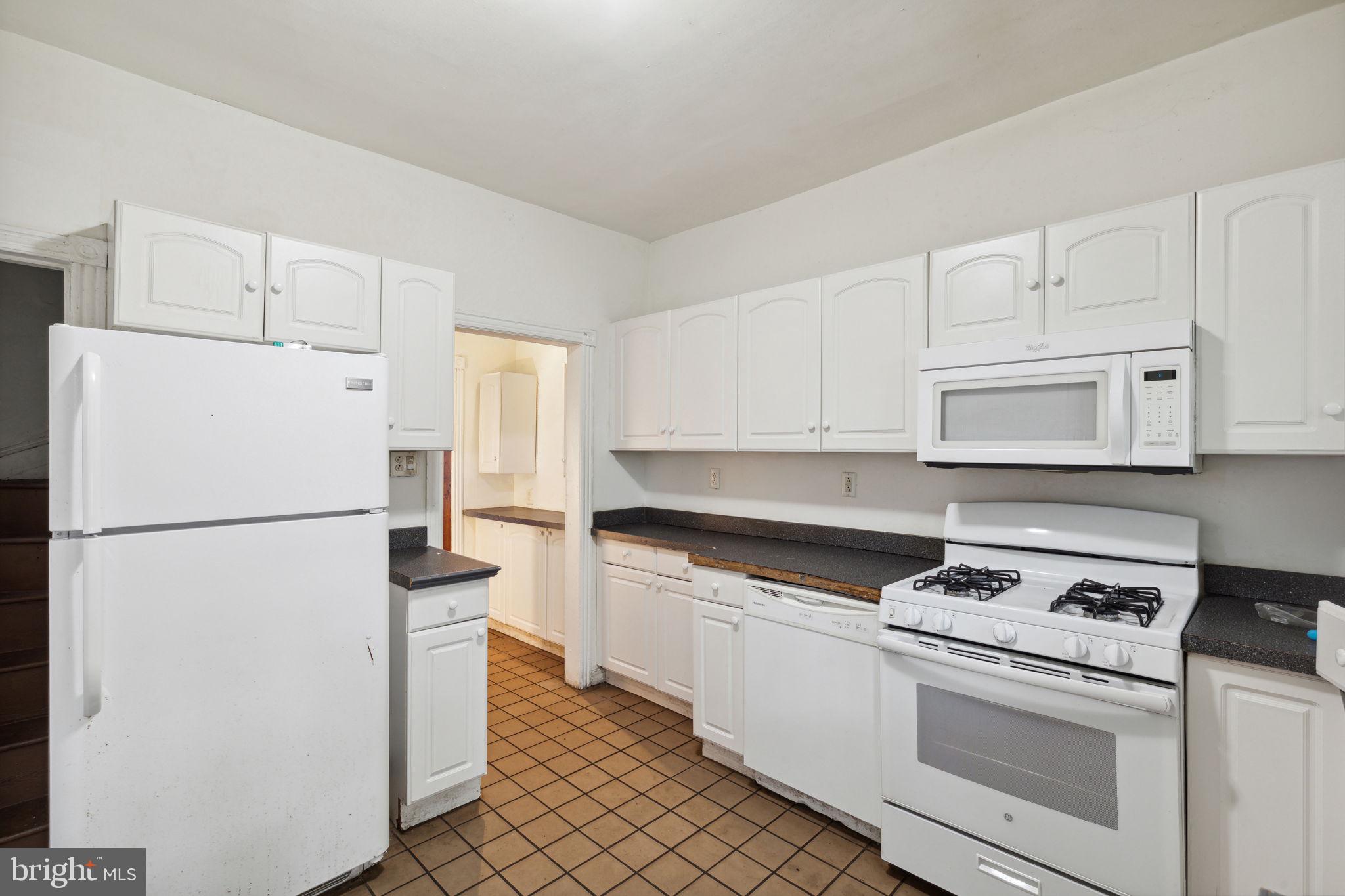 621 S 42nd St