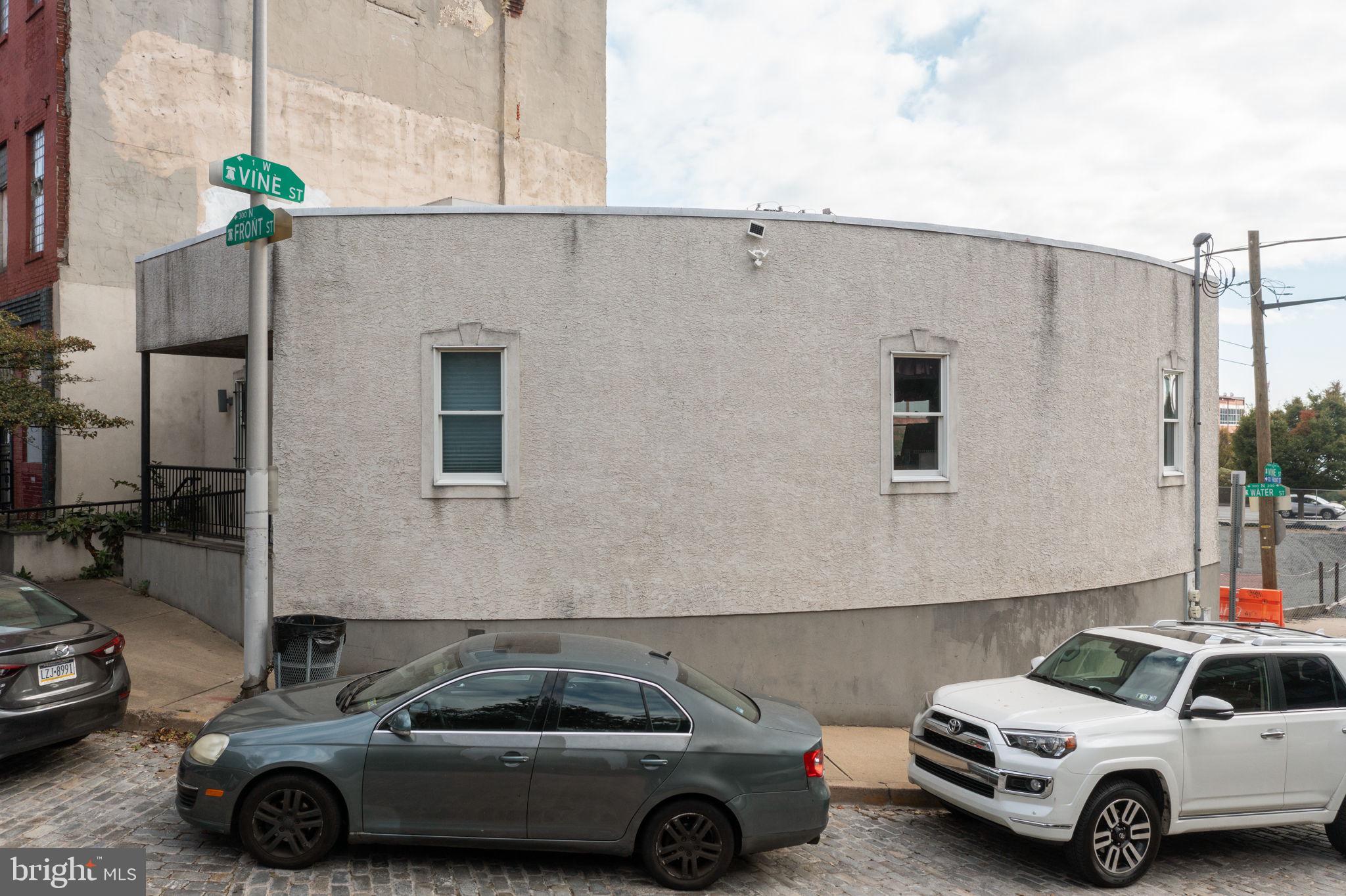 301-303 N Front St