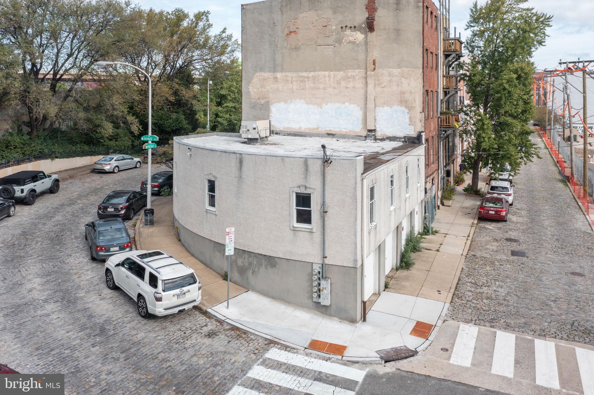 301-303 N Front St
