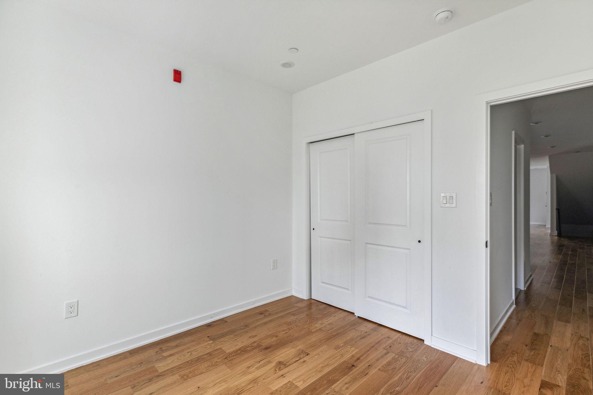 1123 S 20th St #1