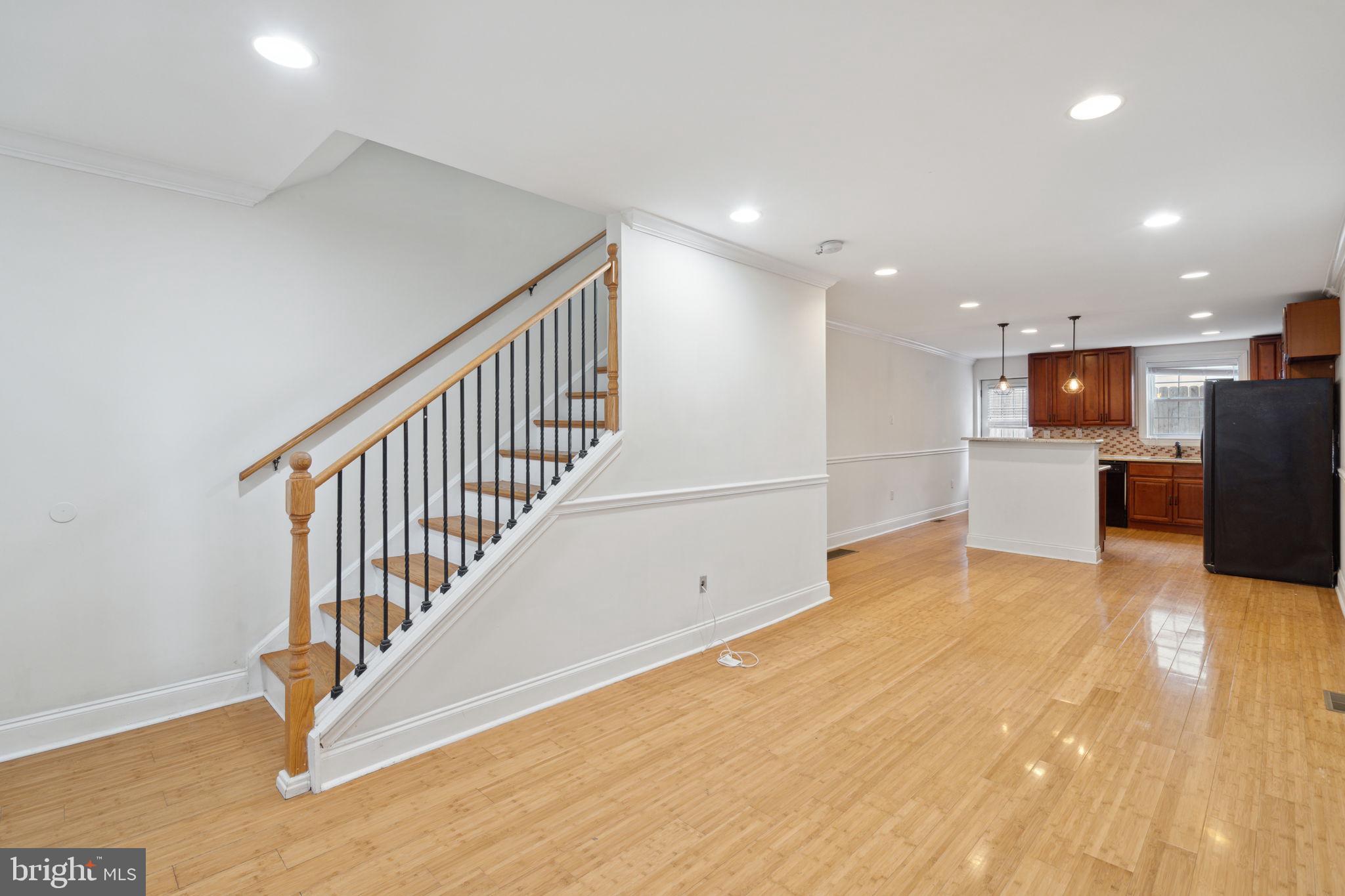 2229 KIMBALL ST