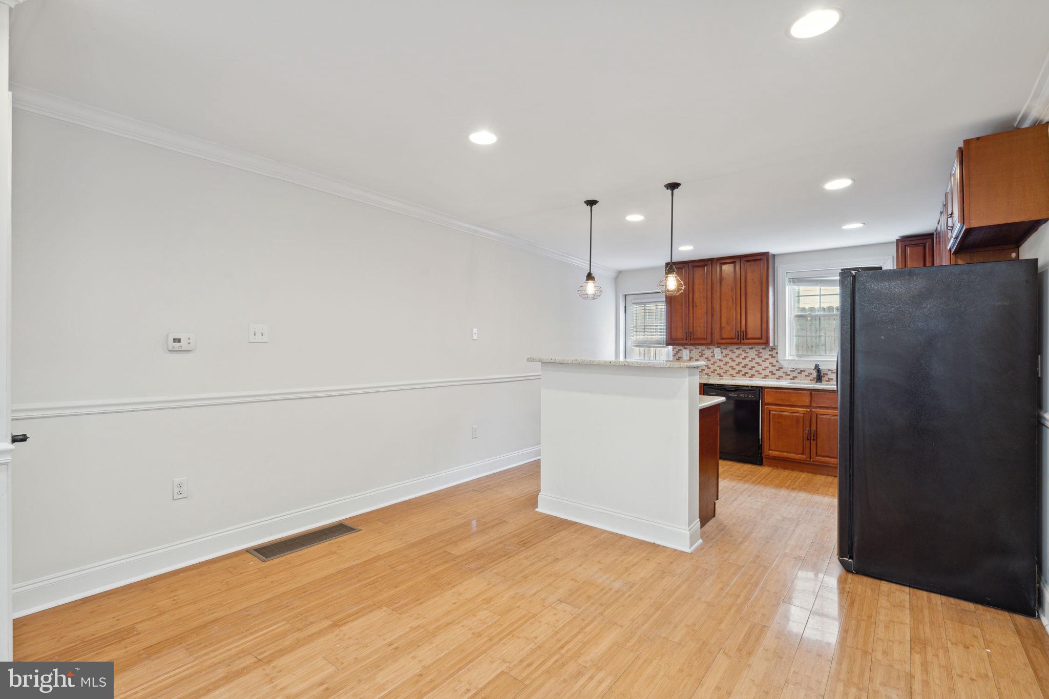 2229 KIMBALL ST