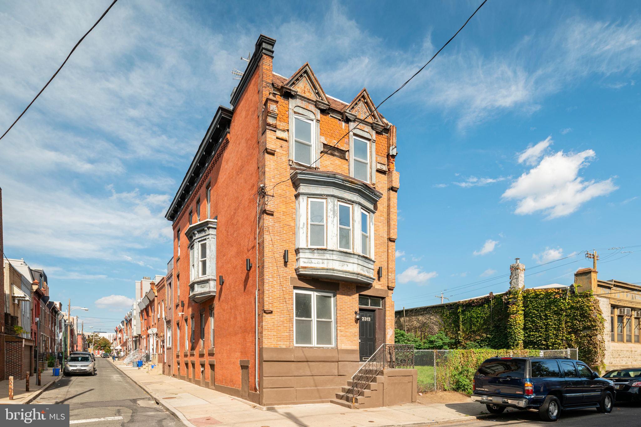 2313 Wharton St #1
