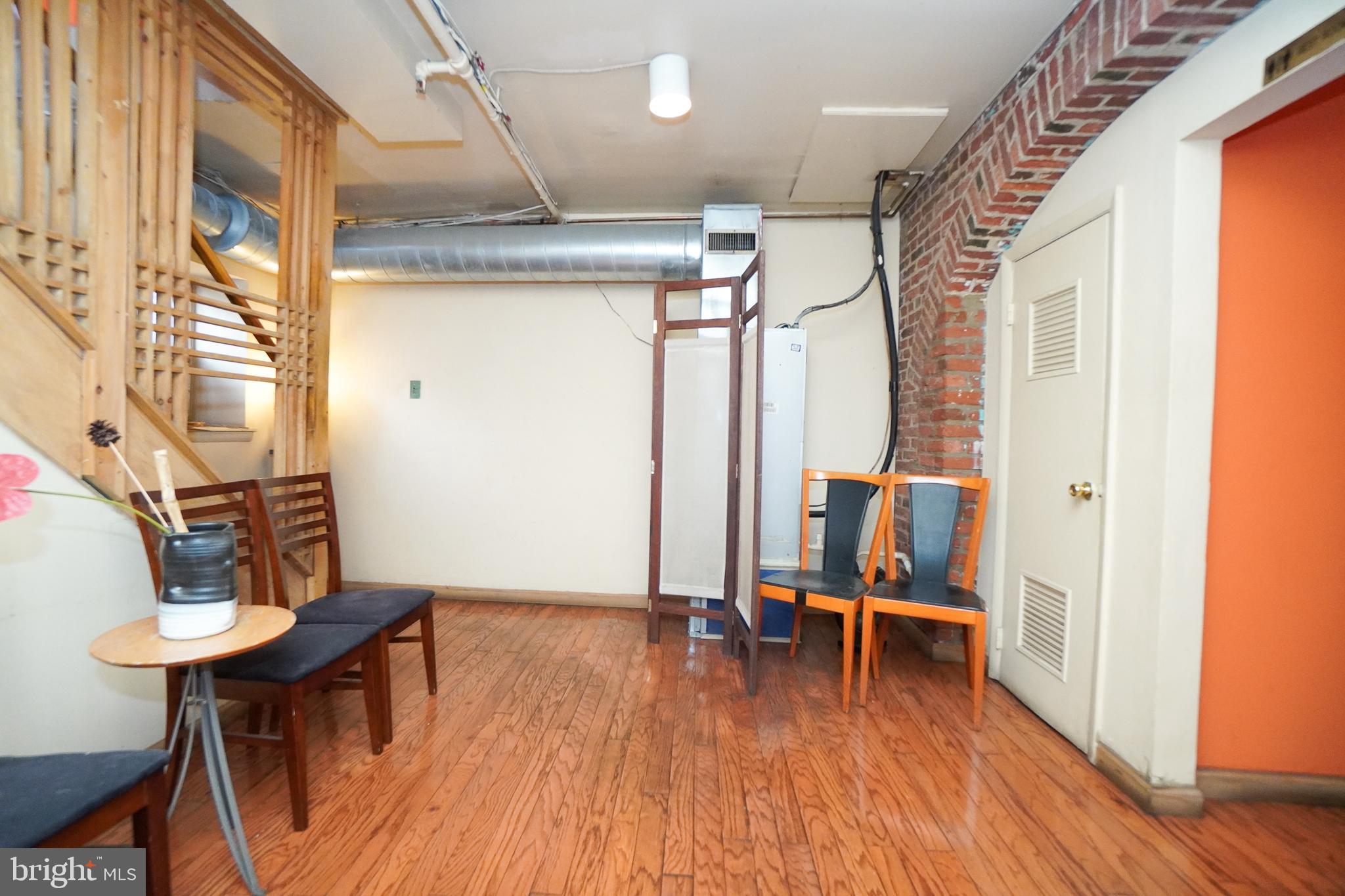 205-11 N 4th St #J