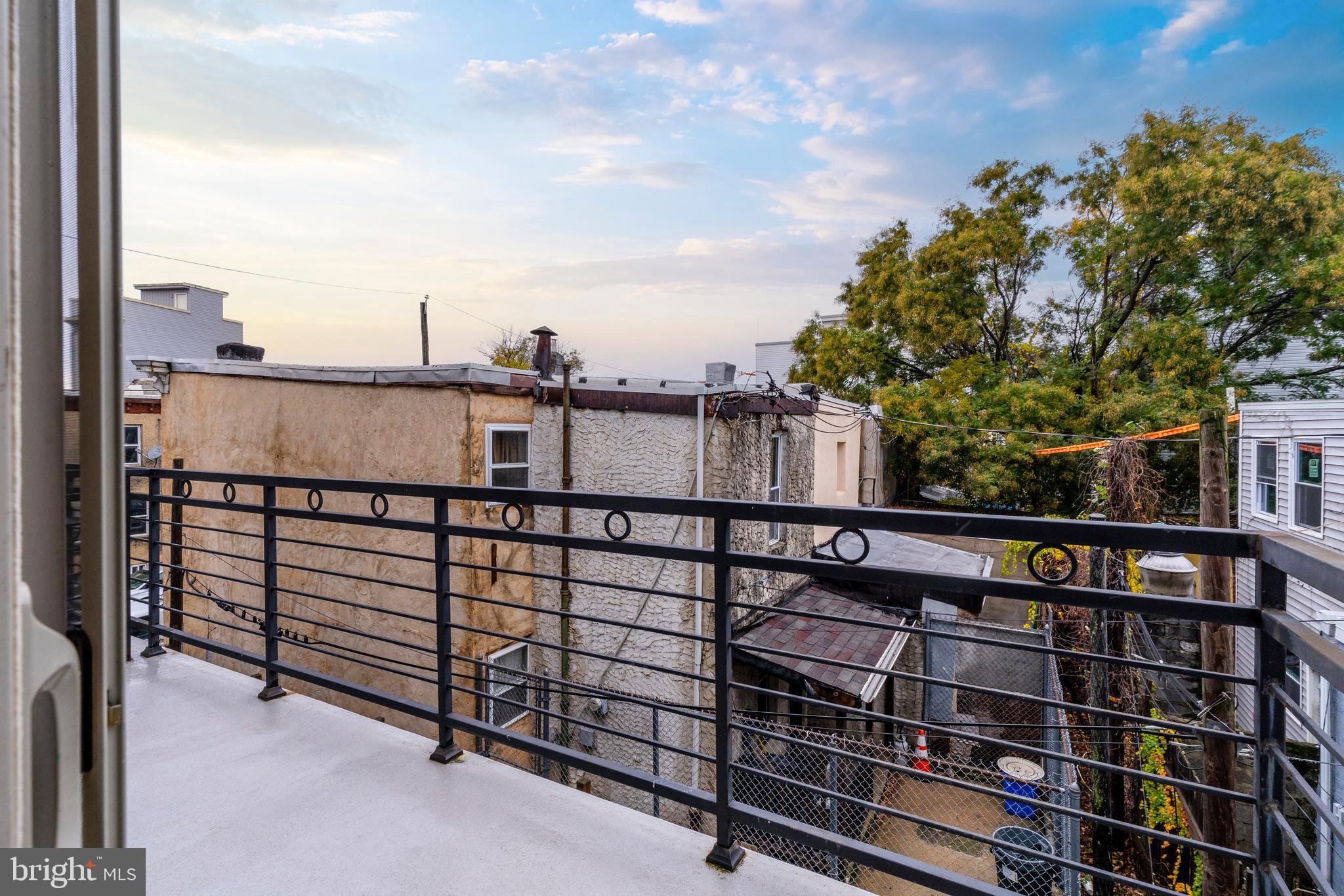 415 W Berks St #2