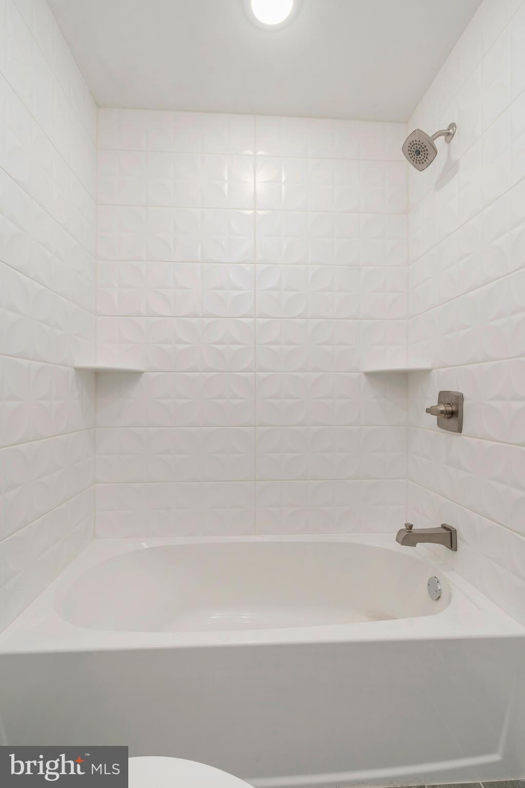 415 W Berks St #2