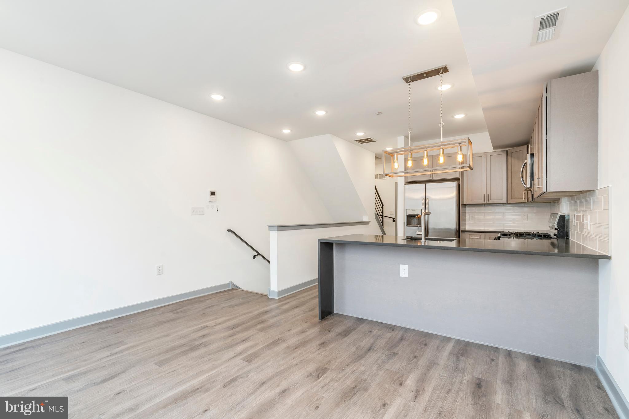 415 W Berks St #2