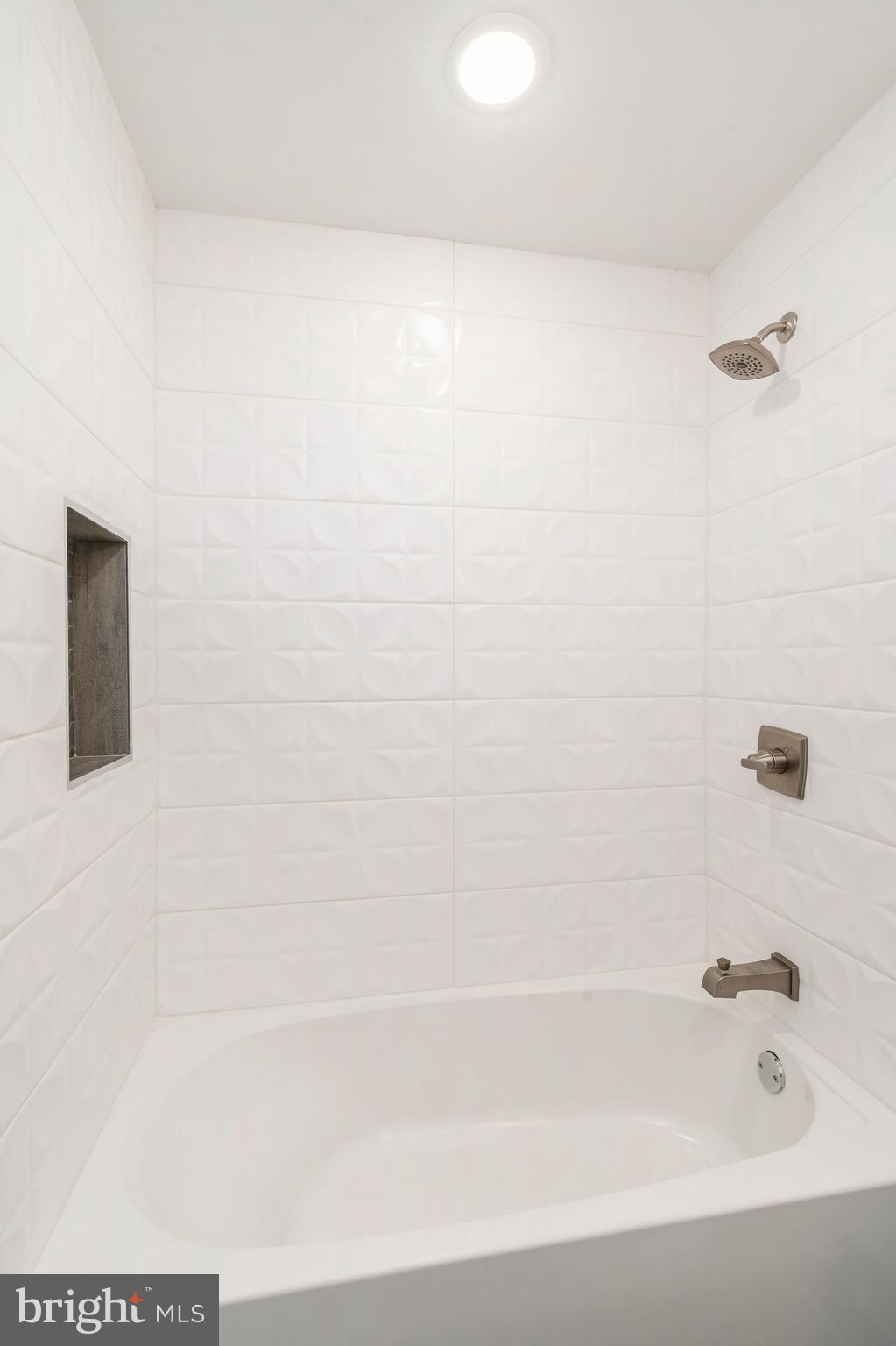 415 W Berks St #2